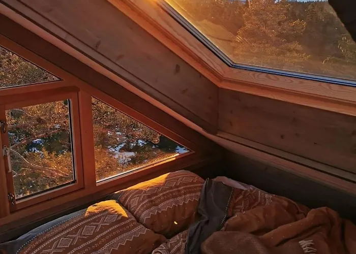 Faråsen Luxury Treetop - Sleep Among The Trees Luxe tent Sjusjøen