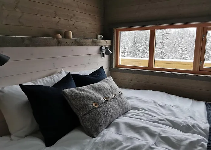 Luxe tent Faråsen Luxury Treetop - Sleep Among The Trees